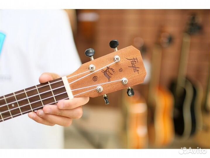 Flight NUT310 укулеле тенор с чехлом