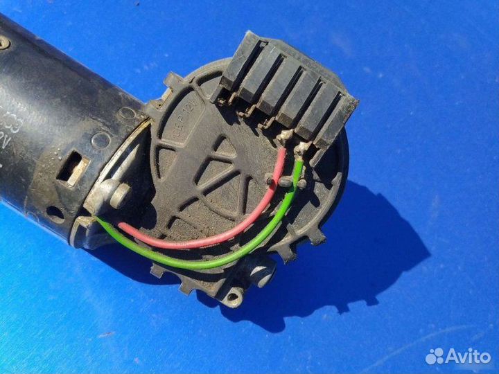 Мотор стеклоочистителя Audi А6 С4