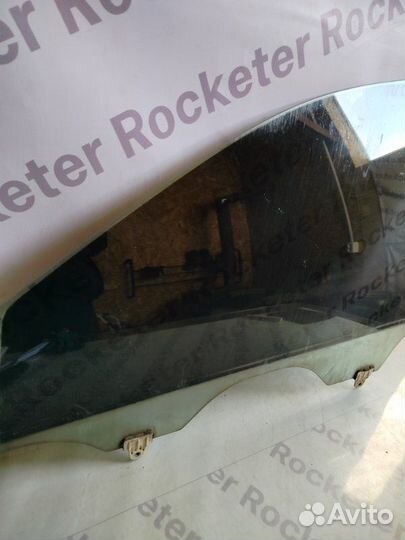 Стекло двери переднее левое Nissan Fuga 2006