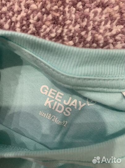 Яркая одежда для девочки