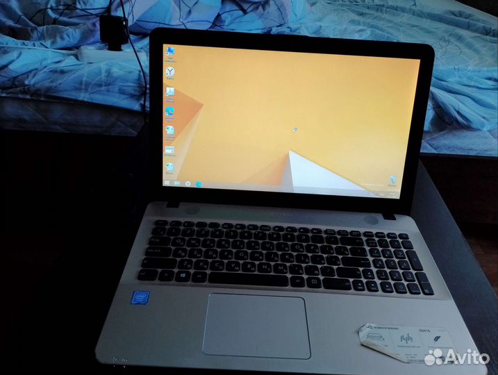 Ноутбук asus