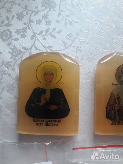 Новые иконы из селенита