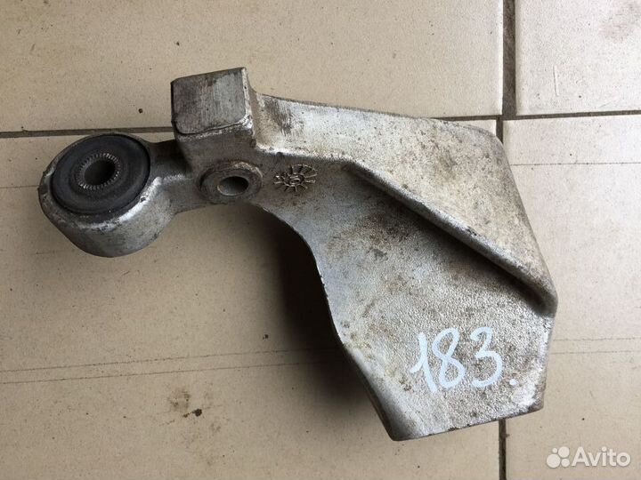 Опора подушка кронштейн Land Rover Freelander 1