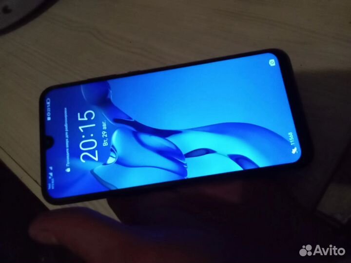 Телефон honor 10I