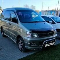 Toyota Lite Ace Noah 2.2 AT, 1997, 355 000 км, с пробегом, цена 690 000 руб.