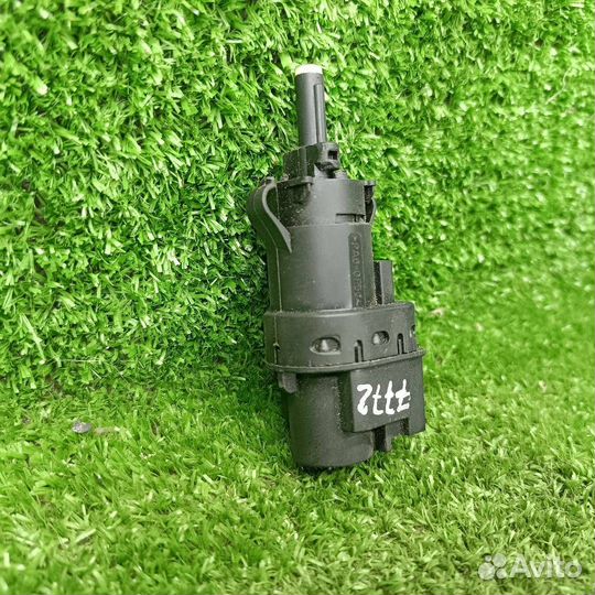 Датчик стоп-сигнала Ford Fusion рест. 2008