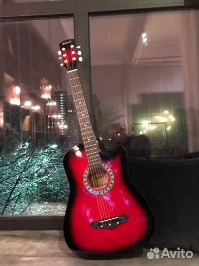 Гитара акустическая