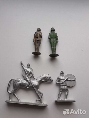 Солдатики/фигурки пластмасс, оловянные СССР дзи