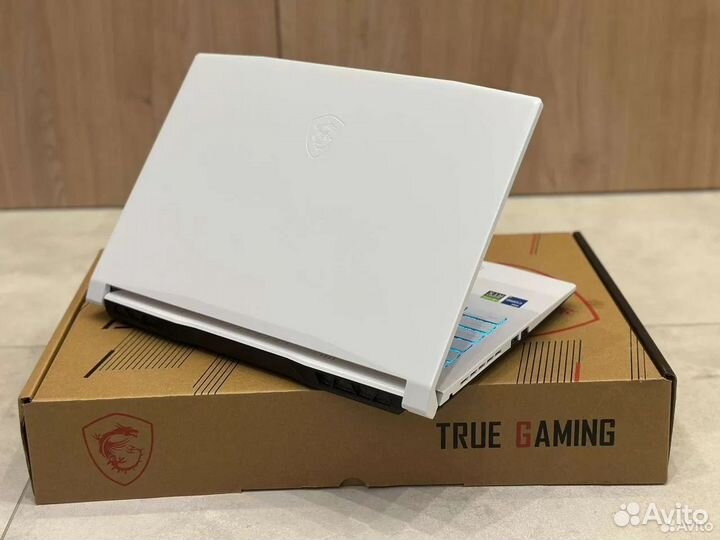 MSI sword RTX3060 12ядер 8Gb core i5-11400H SSD512