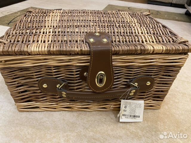 Набор для пикника в чемодане