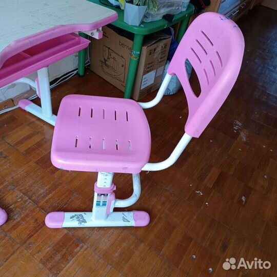 Детский стол и стул для школьника