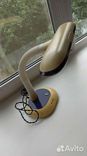 Лампа настольная