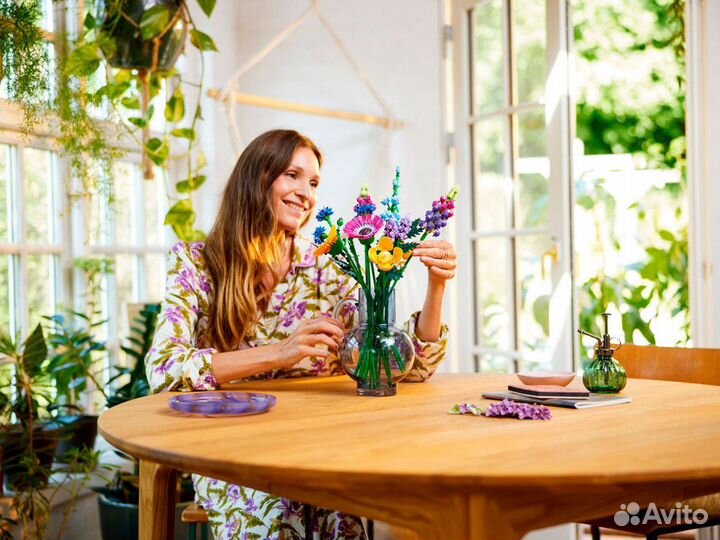 Конструктор Букет диких цветов 939 деталей 8867