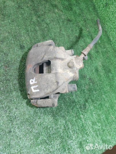 Суппорт тормозной передний правый Ford Focus 2 1.8