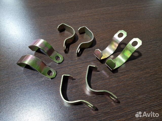 Скоба втулки стабилизатора Audi 80 B3, Passat B2