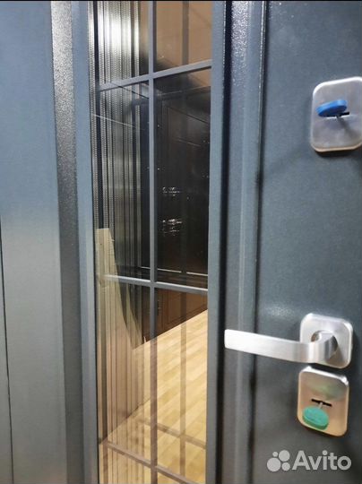 Дверь входная в дом