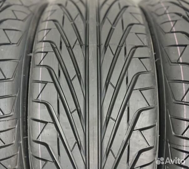 Triangle TR968 215/50 R17 95V