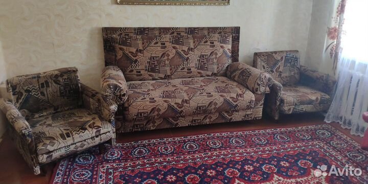 Диван с креслами