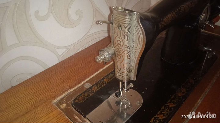 Швейная машина подольская