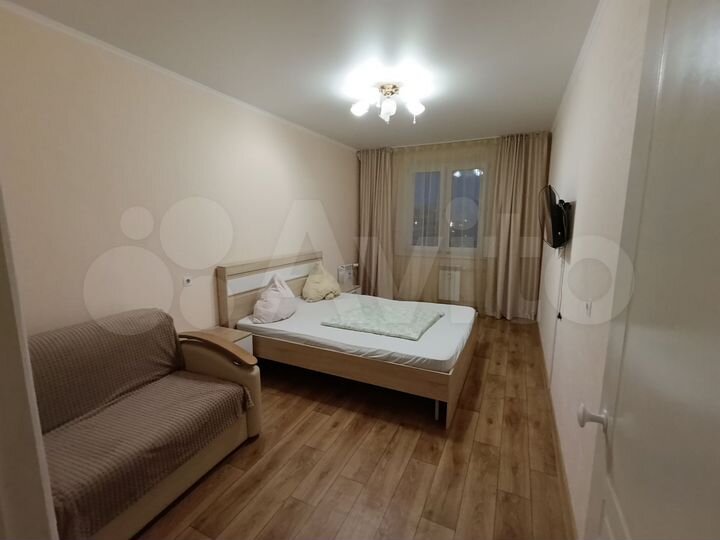 3-к. квартира, 72 м², 8/10 эт.