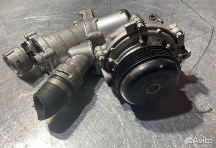 Помпа водяная Mercedes