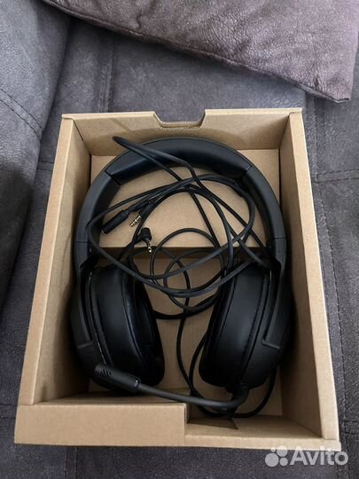 Проводные наушники