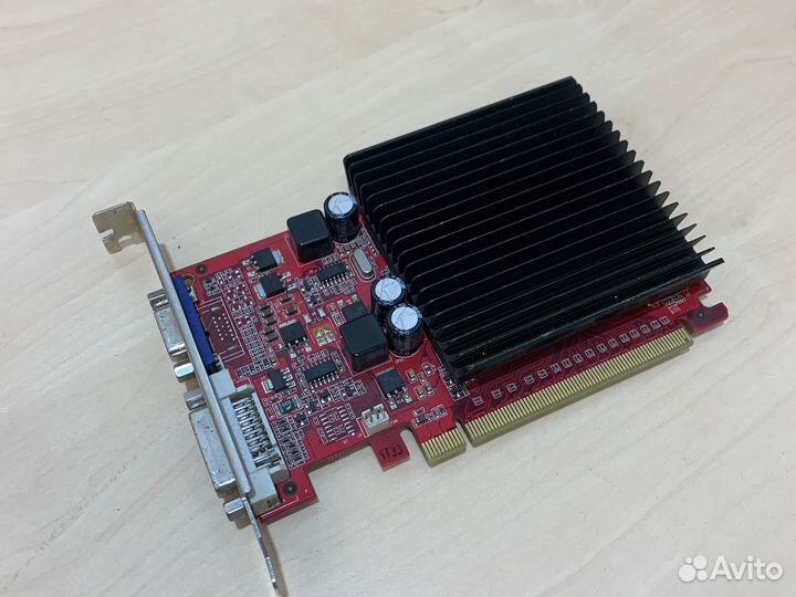 Видеокарта GeForce GF210 512Mb gddr2 64bit