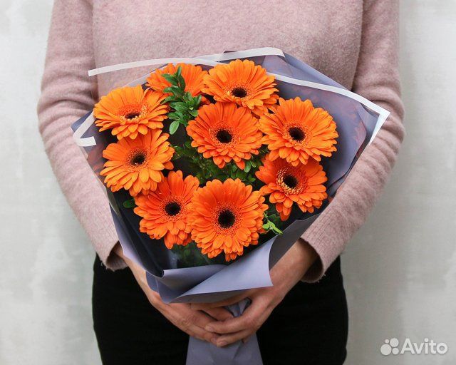 Букет из 9 оранжевых мини гербер