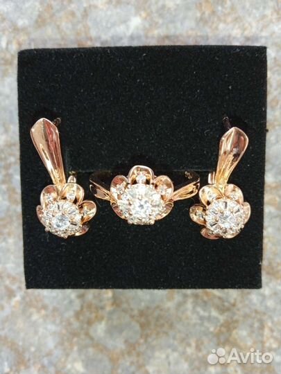 Позолоченный комплект 18 р 