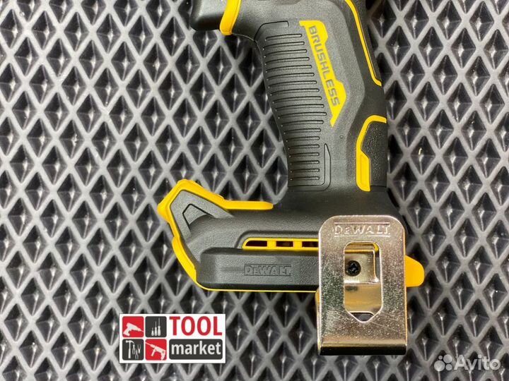 Ударная дрель-шуруповерт Dewalt DCD805