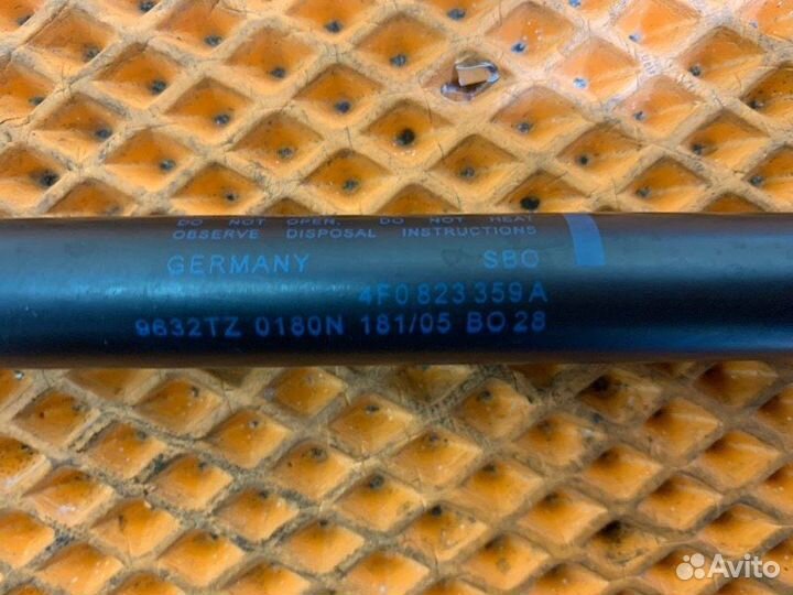 Упор капота Audi A6 C6 4F AUK 2006