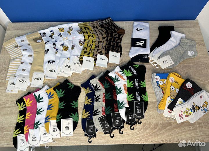 Носки с принтом и без