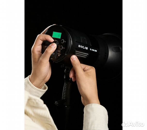 Светодиодный аккумуляторный осветитель Raylab RL-1