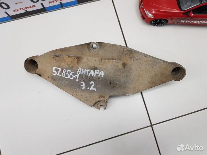 Кронштейн двигателя правый