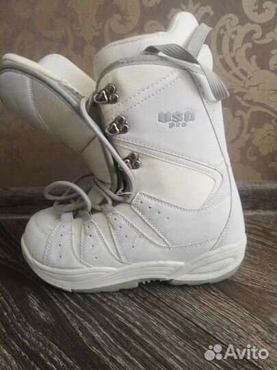 Сноубордические ботинки женские 38