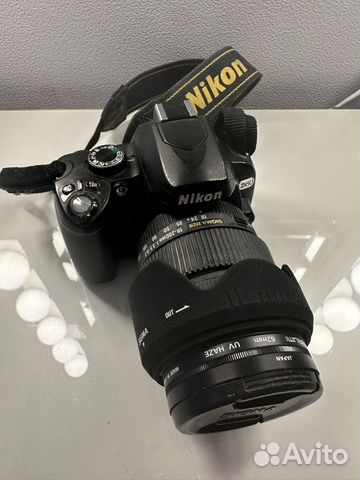 Зеркальный фотоаппарат Nikon D60 + Sigma DC 18-200
