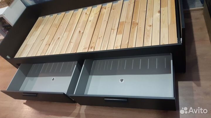 Кровать кушетка IKEA бримнэс