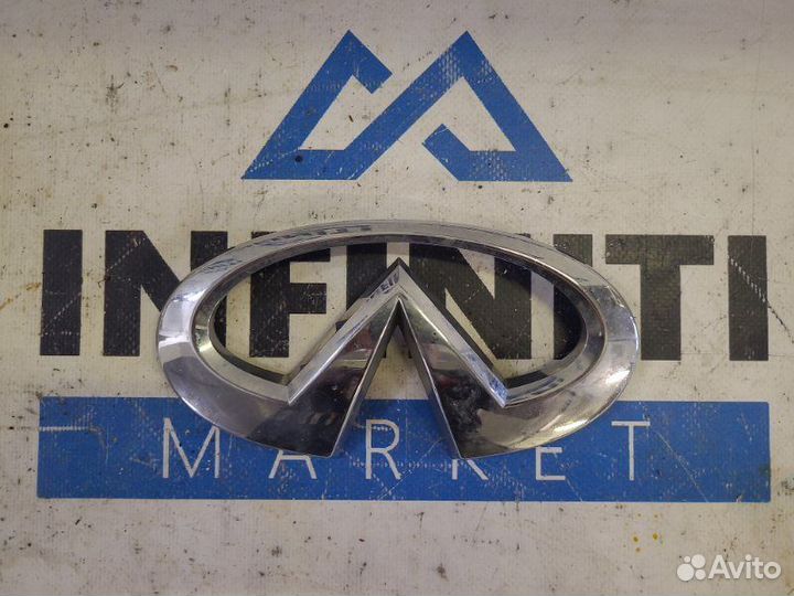 Эмблема шильдик знак решетки радиатора Infiniti