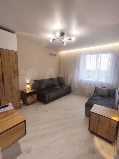 2-к. квартира, 55 м², 9/10 эт.