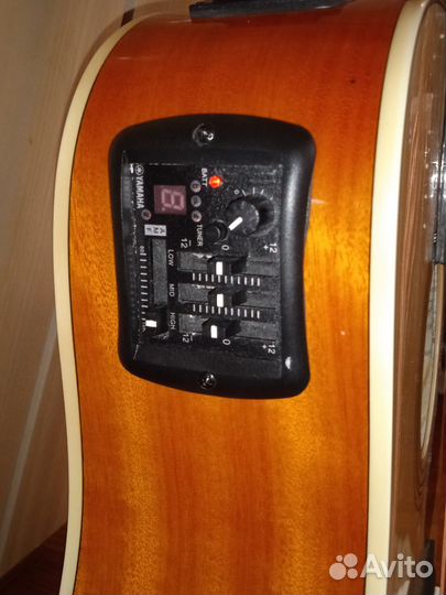 Электроакустическая Yamaha FX370c