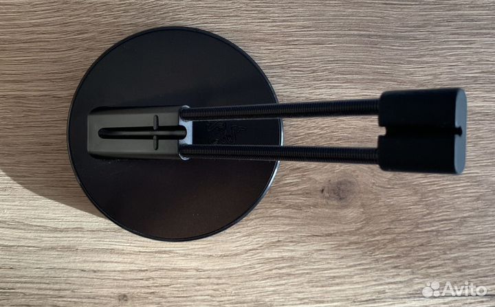 Держатель для провода мыши Razer Mouse Bungee V3