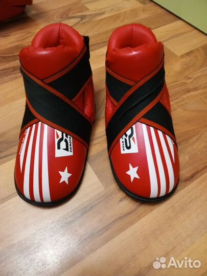 Перчатки, шлем, футы danata для тхэквондо детская