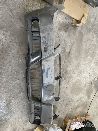 Бампер m-tech е90 под ремонт