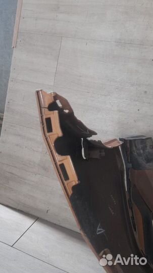 Бампер передний под парктроники и омыватели Volvo