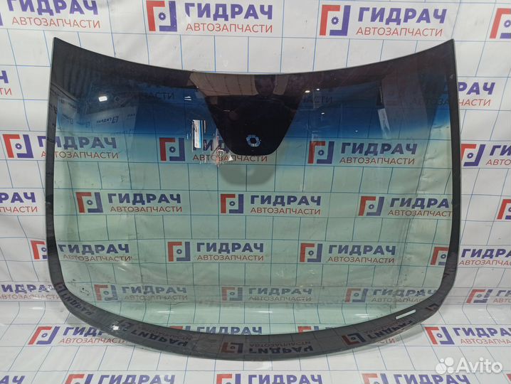 Стекло лобовое Volvo XC90 8831agsblvz1M