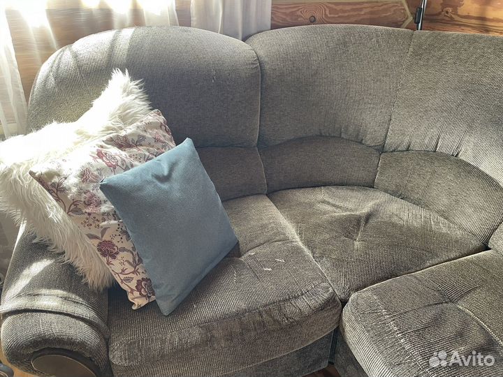 Большой угловой диван раскладной бу