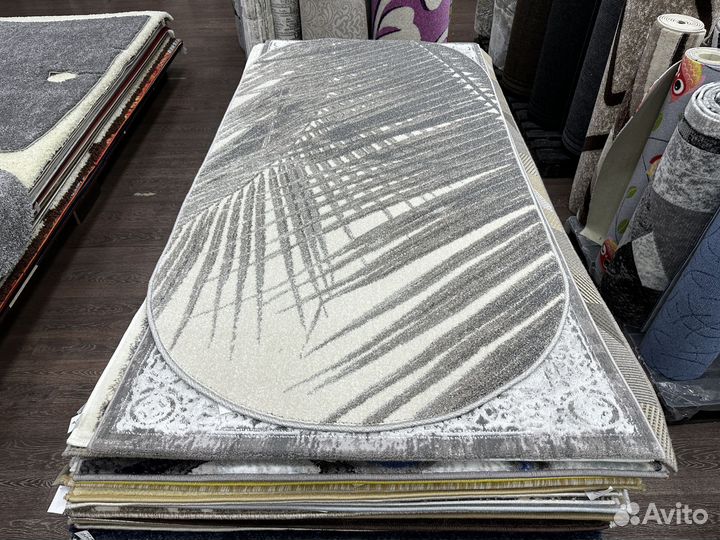 Ковер новый 100х200 см