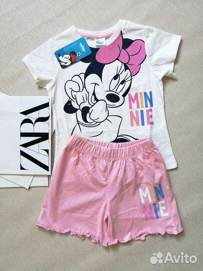 Костюм на девочку Zara 110