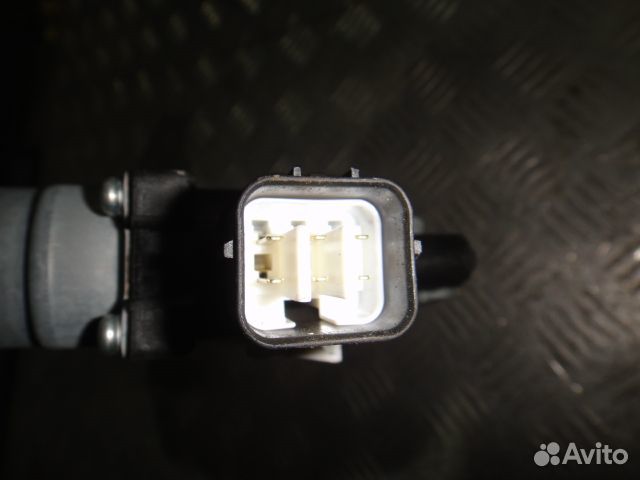 Стеклоподъемник Lancer 10 (07) пер R электро б\у