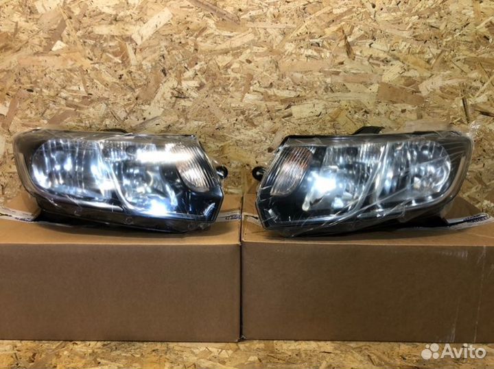 Фара правая Renault Logan 2 новая оригинал